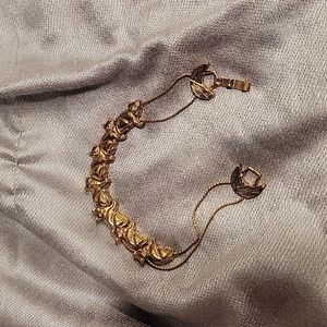 Beautiful Gold Cat Slider Bracelet (7 cats)